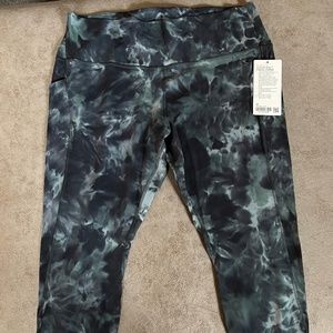 Lululemon Align High Rise Crop 23" with Pockets